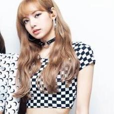 Checkered Black and White cropped tshirt - SD-style-shop