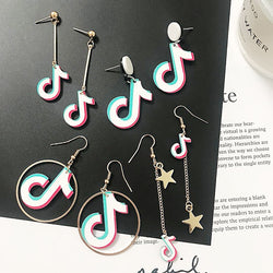 TikTok earrings - SD-style-shop